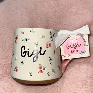 Floral Cream GIGI tapered coffee tea Mug NWT grandma